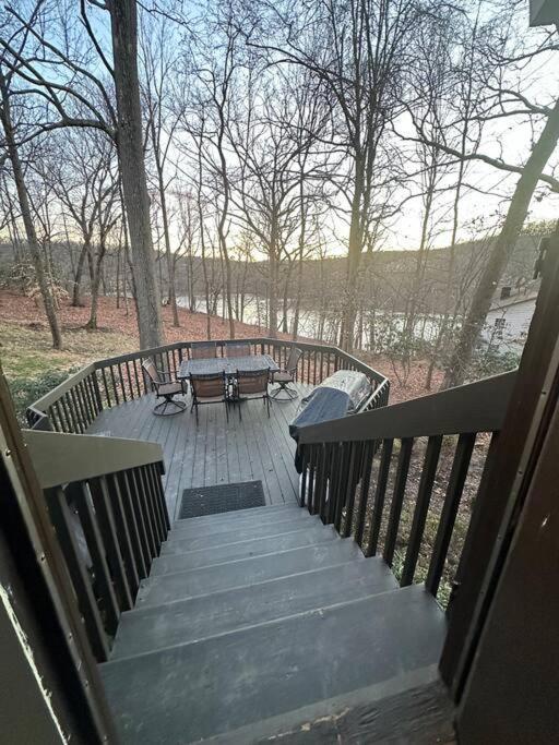 The Escape Pod Cheat Lake, Morgantown, Hot Tub, 2Bed, 2Bath Villa Exterior photo